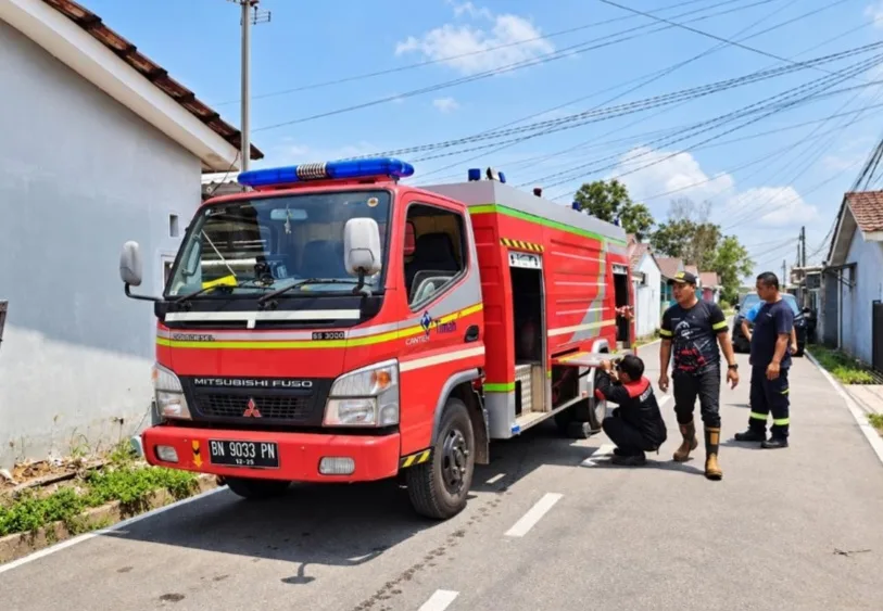 PT TIMAH Gerak Cepat Salurkan Air Bersih untuk Warga Pangkalpinang