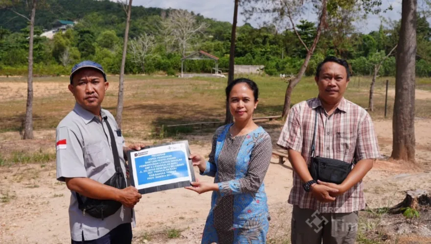 PT TIMAH Salurkan Bantuan Sarana Pendidikan, Dukung Kreativitas dan Literasi Siswa SMPN 2 Pangkalan Baru