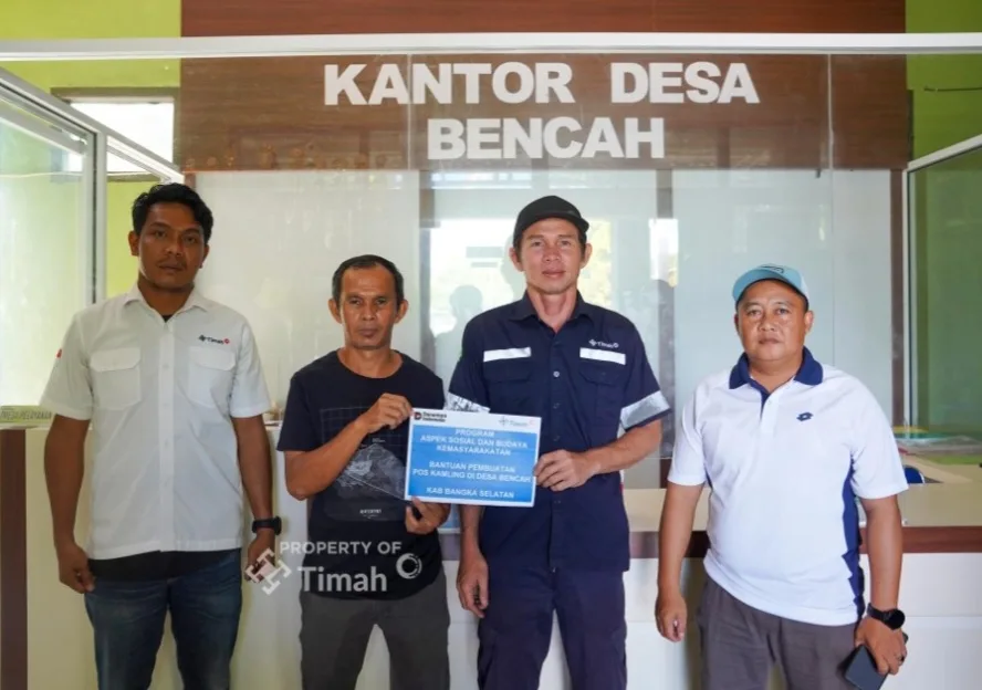 Dukung Keamanan Warga, PT TIMAH Bantu Bangun Pos Kamling di Desa Bencah