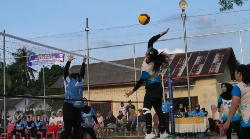 PT TIMAH Dukung Turnamen Bola Voli Putri Kades Cup I Desa Terong, Bangkitkan Semangat Olahraga Masyarakat