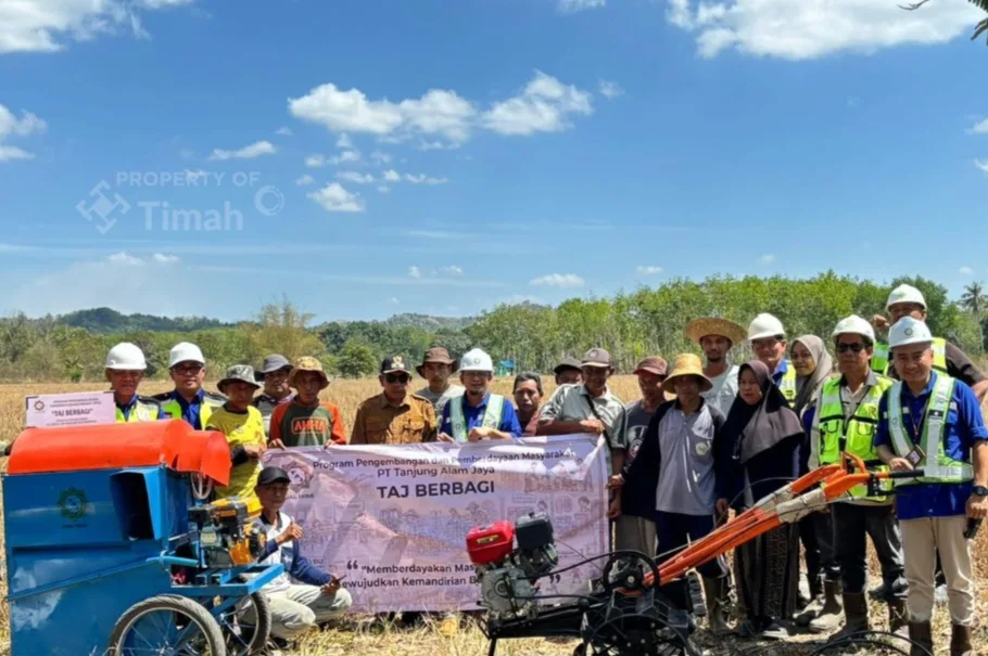 PT TAJ, Anak Usaha PT TIMAH, Dukung Ketahanan Pangan Lewat Bantuan Alat Pertanian 