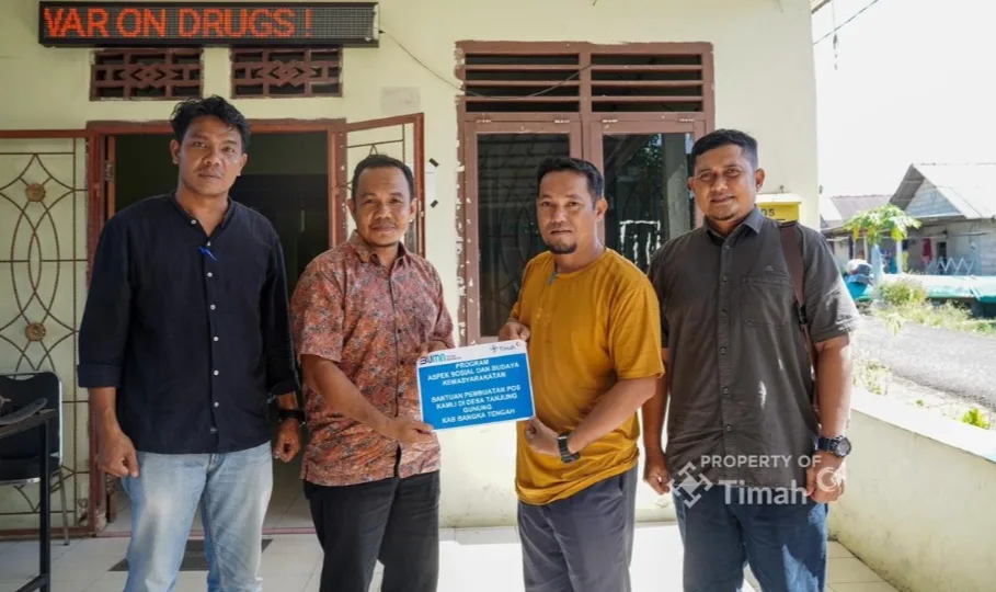 Dukung Kamtibmas, PT TIMAH Serahkan Bantuan Pos Kamling di Bangka Tengah