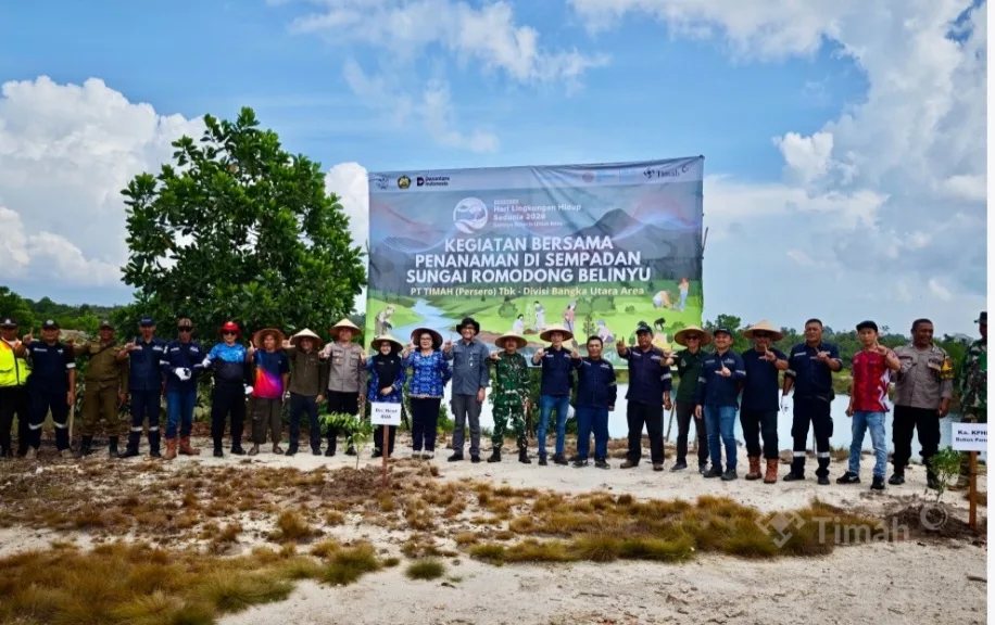Aksi Nyata Hari Lingkungan Hidup, PT TIMAH Tanam Ratusan Pohon di Sempadan Sungai Romodong